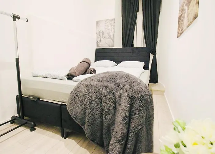 Comfortable In Akh Area *